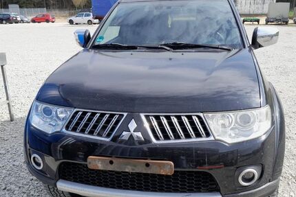 Mitsubishi L200 282.658 km 7.900 &euro; Fahrenzhausen 85777