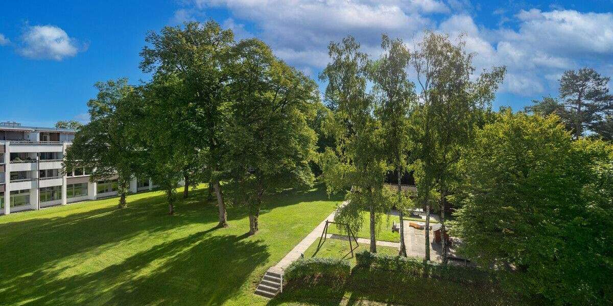 BEZUGSFREIE 3-ZI.-DACHTERRASSEN-WOHNUNG MIT STELLPLATZ IN GRÄFELFING 3 zimmer