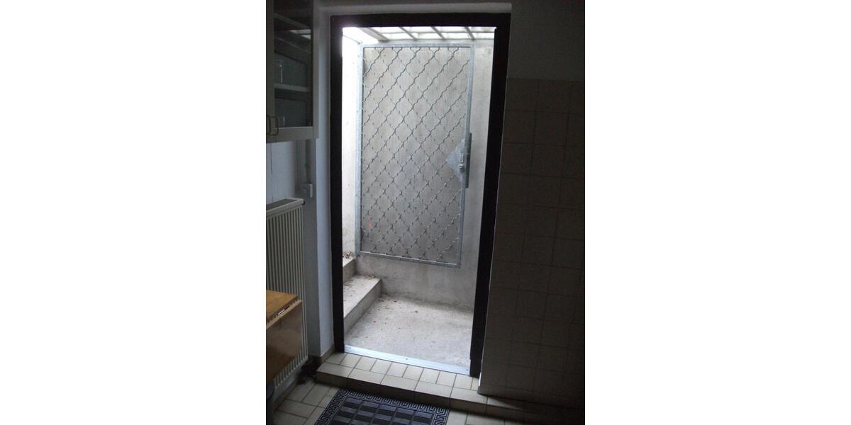 Etagenwohnung Unterhaching - 1 Zimmer, 65 m&sup2;, 1.200&euro; | Angebot:25650955