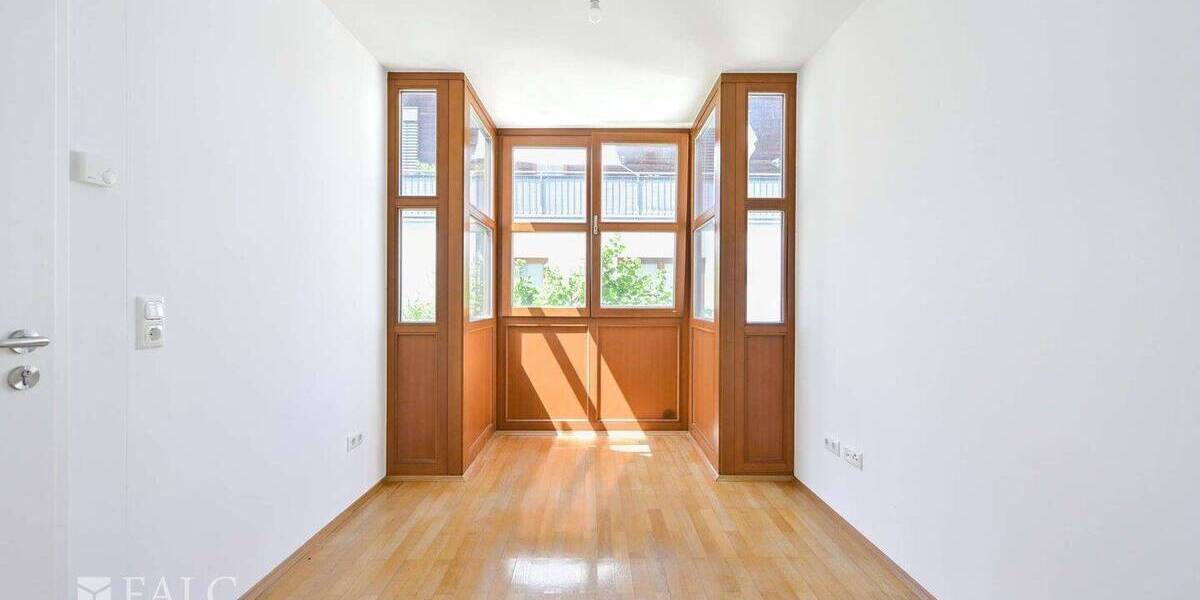 Reihenmittelhaus München Feldmoching-Hasenbergl - 6 Zimmer, 141 m&sup2;, 945.000&euro; | Angebot:26787148