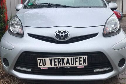 Toyota Aygo (X) 17.280 km 6.999 &euro; München 81243