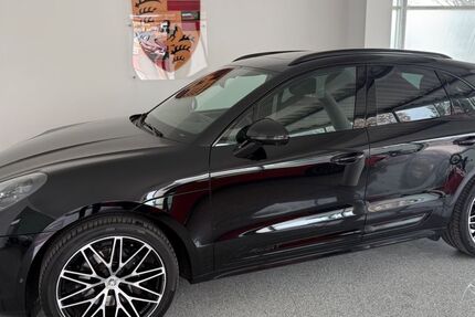 Porsche Macan 49.890 km 64.980 &euro; Hallbergmoos 85399
