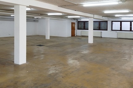 Ausstellung Verkaufsfläche in Sauerlach, optional mit Lager Produktionsfläche - Gewerbeobjekt Sauerlach | Angebot:26877232