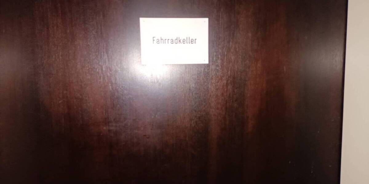 Etagenwohnung München Bogenhausen - 3 Zimmer, 105 m&sup2;, 2.010&euro; | Angebot:26286512