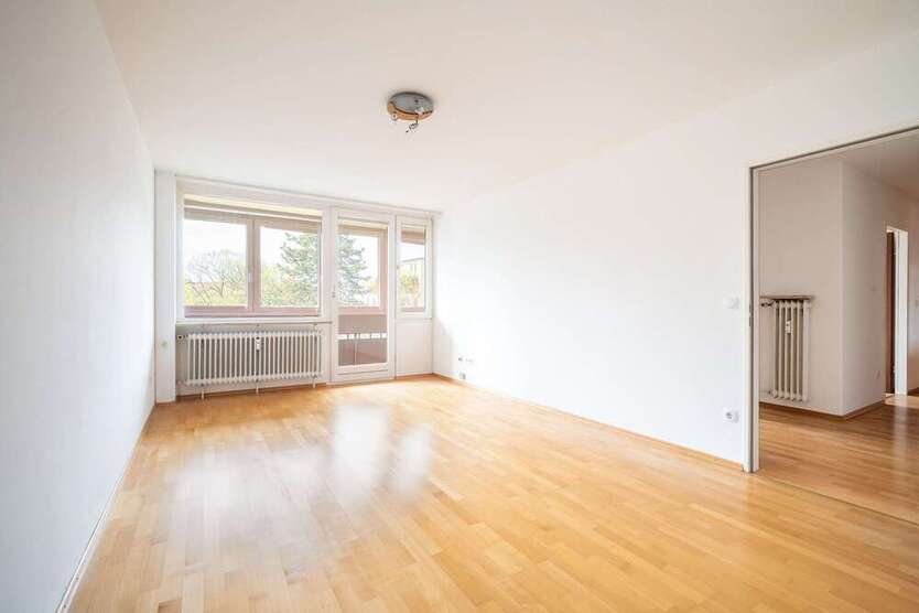 Wohnung zum Kaufen in München 480.000 € 77 m²