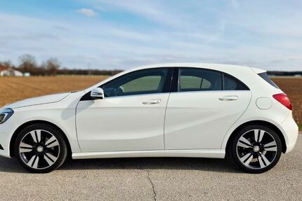 Mercedes-Benz A 180 140.020 km 12.650 &euro; Putzbrunn 85640
