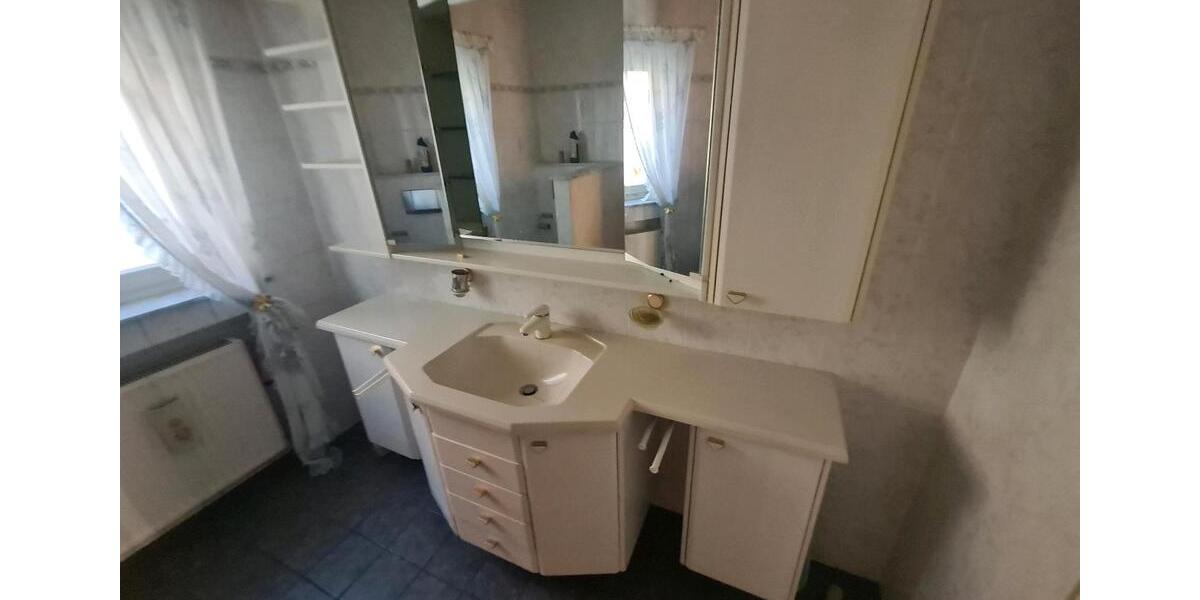 Einfamilienhaus Gröbenzell - 6 Zimmer, 152 m&sup2;, 3.200&euro; | Angebot:25812931