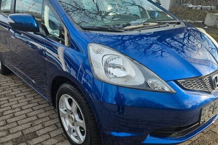 Honda Jazz 113.876 km 3.600 &euro; München OT Trudering-Riem 81825