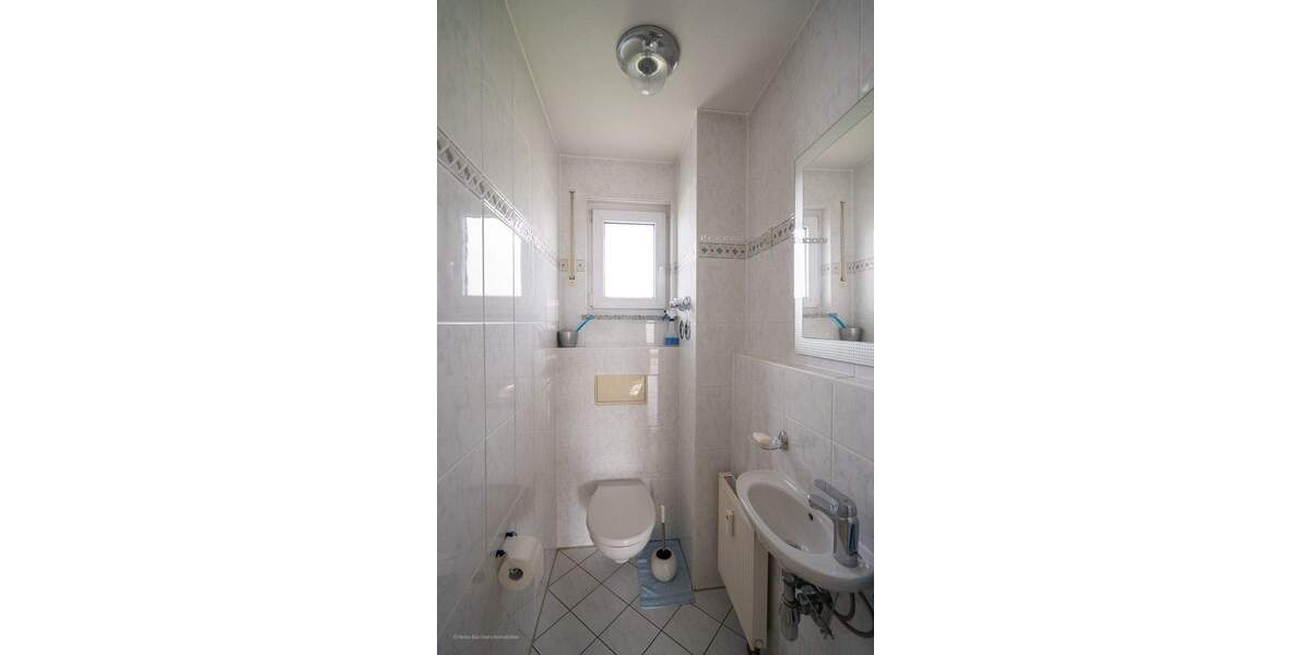 ***Heike Borchers Immobilien***Attraktive Dachterrassenwohnung im Herzen Unterhachings*** 3 zimmer