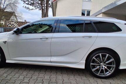 Opel Insignia 82.406 km 18.900 &euro; München 81827