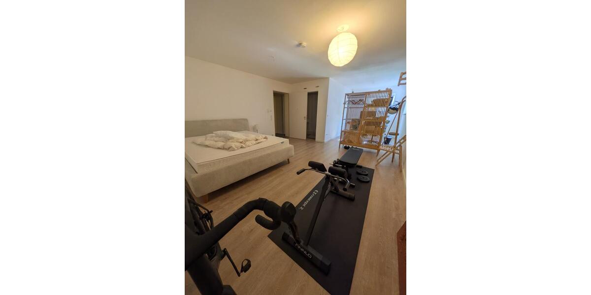 Erdgeschoßwohnung Unterhaching - 4 Zimmer, 130 m&sup2;, 2.600&euro; | Angebot:26272781