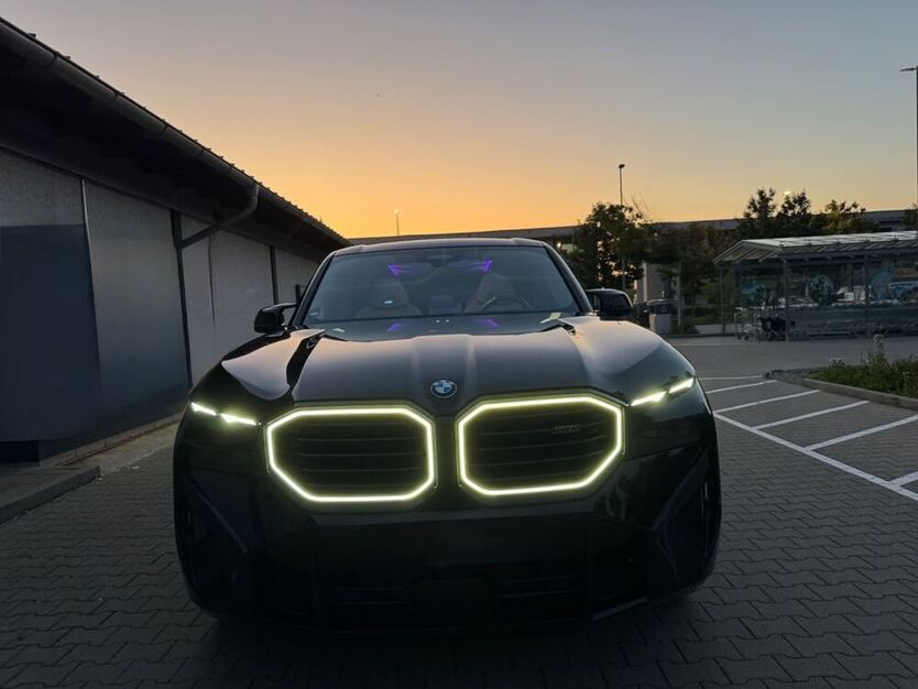 XM