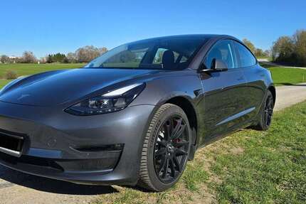 Tesla Model 3 38.600 km 34.900 &euro; Ebersberg, St 85560