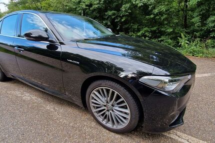 Alfa Romeo Giulia 27.000 km 28.800 € München 80804