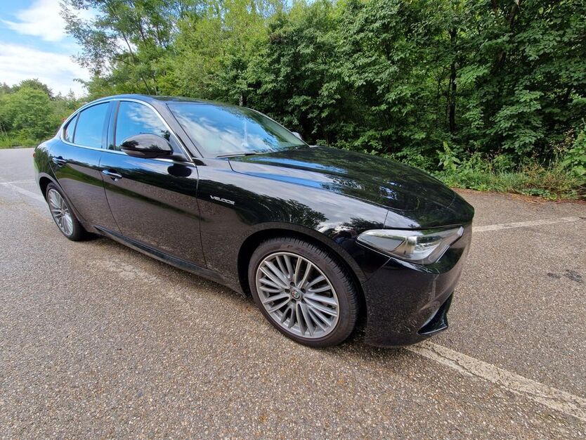 Alfa Romeo Giulia 27.000 km 28.800 € München 80804