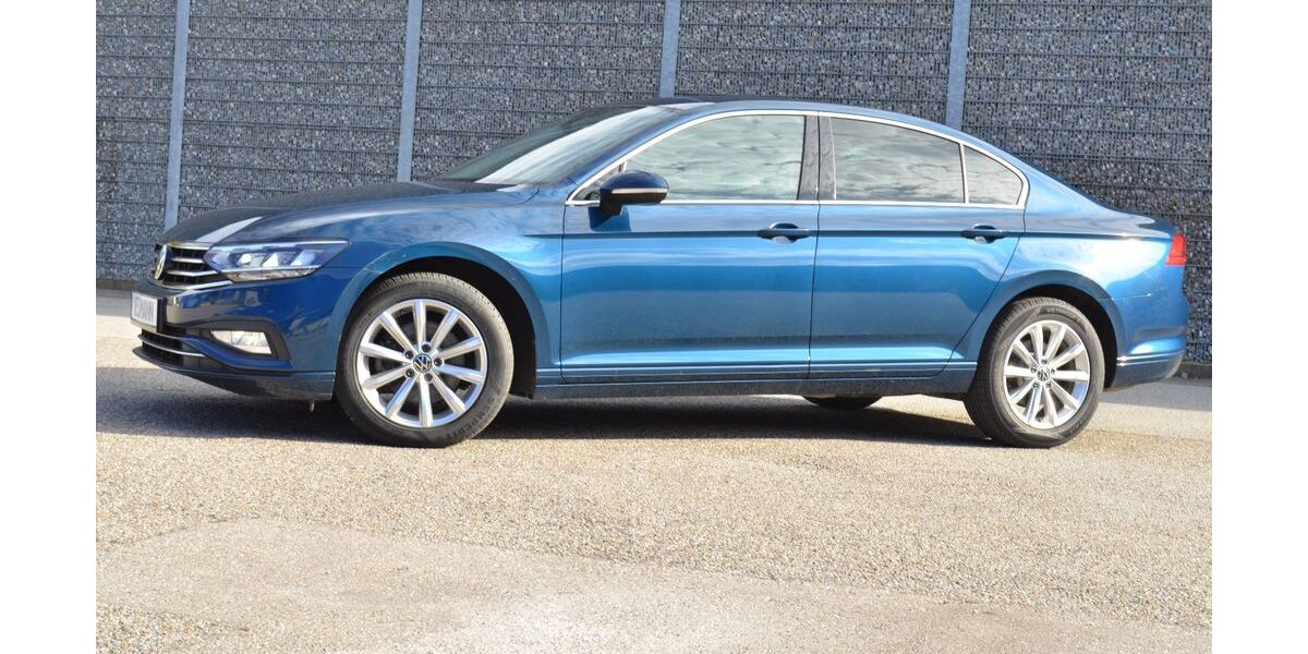VW Passat 100.100 km 22.980 &euro; München 81243