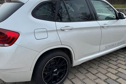 BMW X1 118.300 km 9.900 &euro; Riemerling bei München 85521