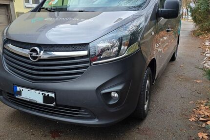 Opel Vivaro 156.000 km 10.500 &euro; KIRCHHEIM BEI MÜNCHEN 85551