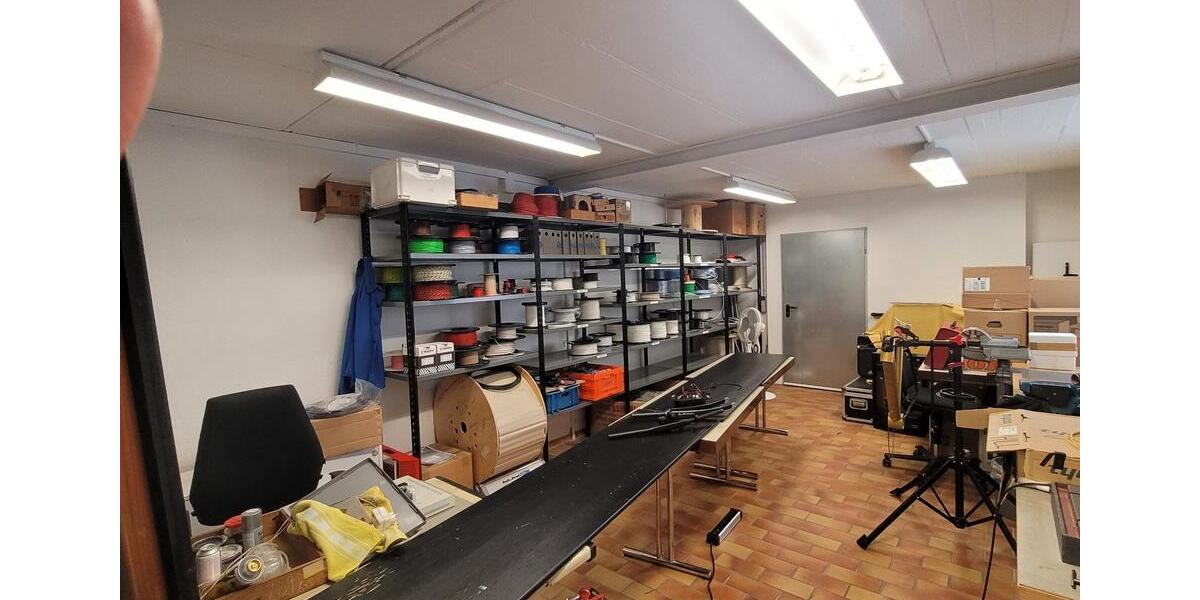 Gewerbeobjekt Karlsfeld - 1.999&euro; | Angebot:25600946