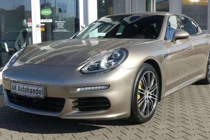Porsche Panamera 31.376 km 69.890 &euro; München 80687