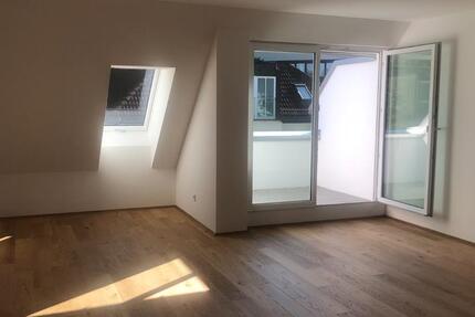 Hochwertige, sonnige 1-Zimmer-NeubauWohnung mit Süd-Dachterrasse