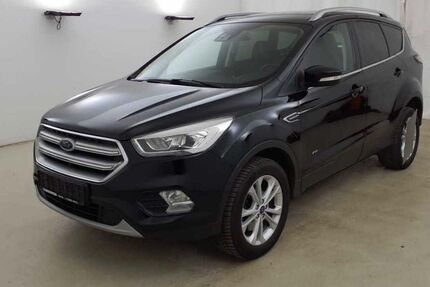 Ford Kuga 102.325 km 16.470 &euro; Kirchheim bei München 85551